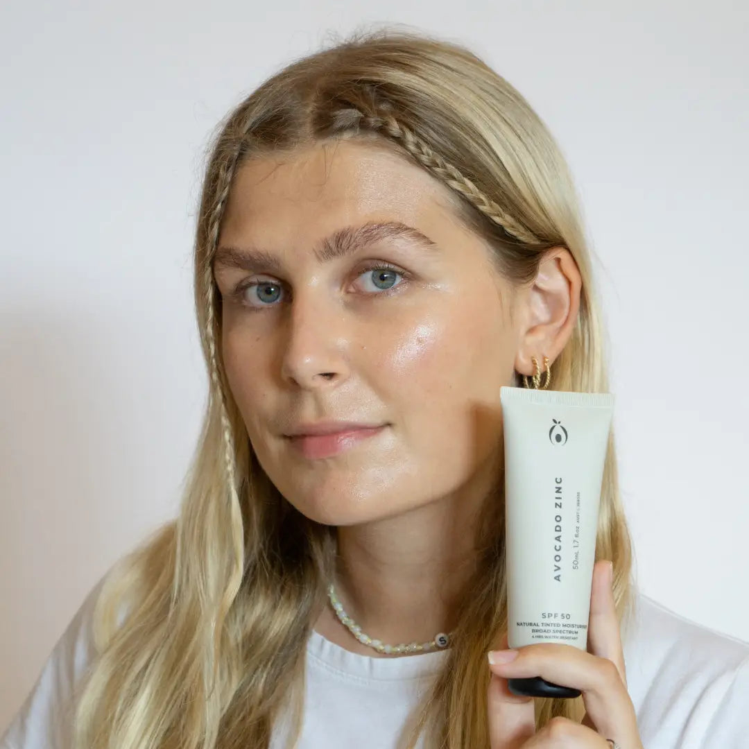 Avocado Zinc - Spf 50 Natural Tinted Moisturiser - Light-Medium